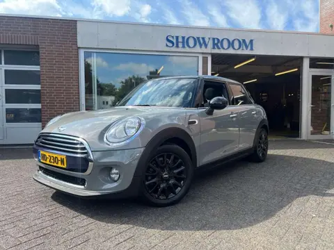 Used MINI COOPER Petrol 2015 Ad 