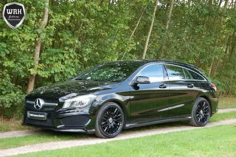 Used MERCEDES-BENZ CLASSE CLA Petrol 2015 Ad 