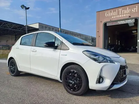 Used TOYOTA YARIS Hybrid 2018 Ad 