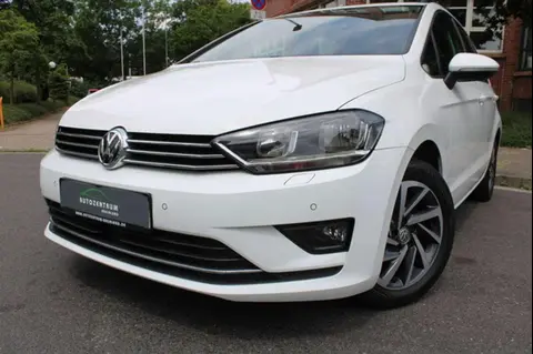 Used VOLKSWAGEN GOLF Petrol 2017 Ad 