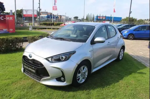 Used TOYOTA YARIS Hybrid 2020 Ad 