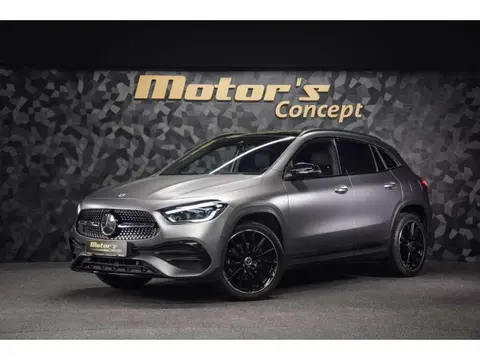 Used MERCEDES-BENZ CLASSE GLA Hybrid 2022 Ad 