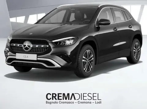 Used MERCEDES-BENZ CLASSE GLA Hybrid 2024 Ad 