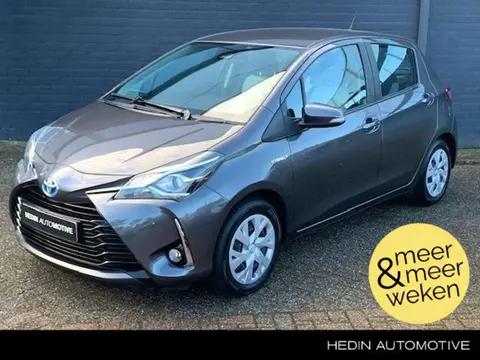 Used TOYOTA YARIS Hybrid 2018 Ad 