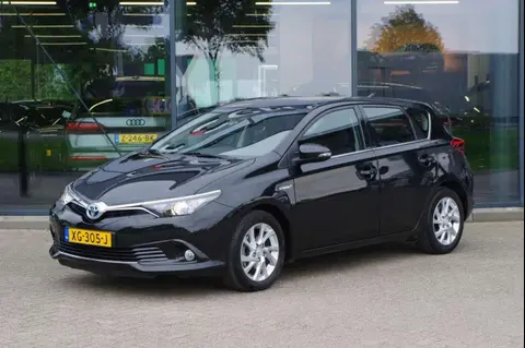 Used TOYOTA AURIS Hybrid 2017 Ad 