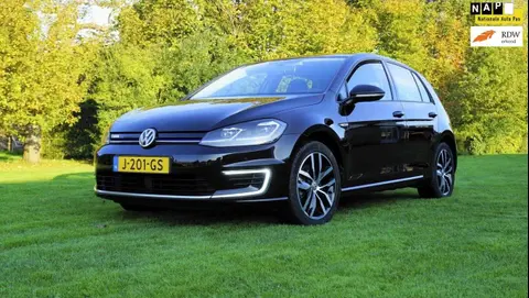 Used VOLKSWAGEN GOLF Electric 2020 Ad 