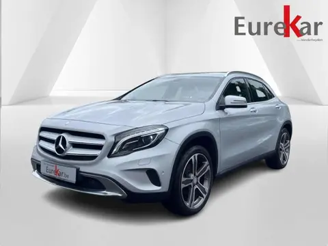 Annonce MERCEDES-BENZ CLASSE GLA Essence 2016 d'occasion 