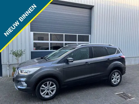 Annonce FORD KUGA Essence 2018 d'occasion 