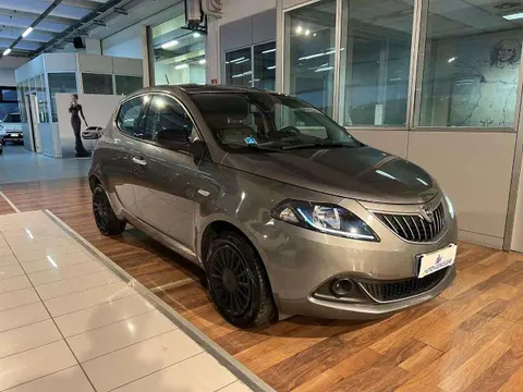 Used LANCIA YPSILON Hybrid 2022 Ad 