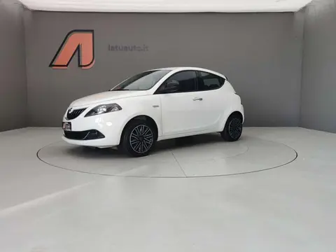 Used LANCIA YPSILON Hybrid 2023 Ad 