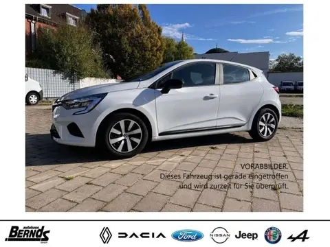 Used RENAULT CLIO Petrol 2022 Ad 