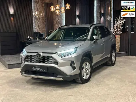 Annonce TOYOTA RAV4 Essence 2019 d'occasion 