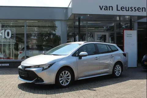 Used TOYOTA COROLLA Hybrid 2023 Ad 