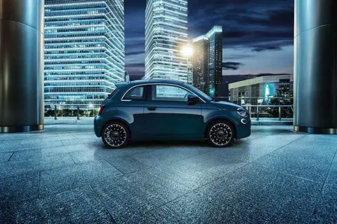 Used FIAT 500 Electric 2021 Ad 