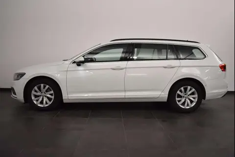 Used VOLKSWAGEN PASSAT Petrol 2020 Ad 