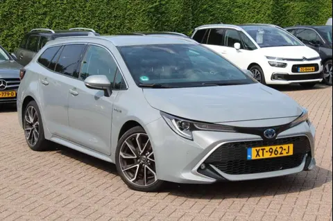 Used TOYOTA COROLLA Hybrid 2019 Ad 