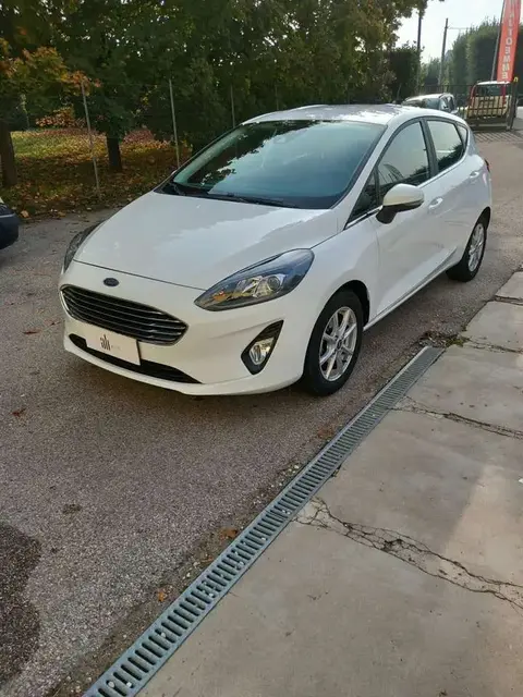 Used FORD FIESTA LPG 2021 Ad 