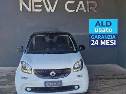 Annonce SMART FORTWO Essence 2018 d'occasion 