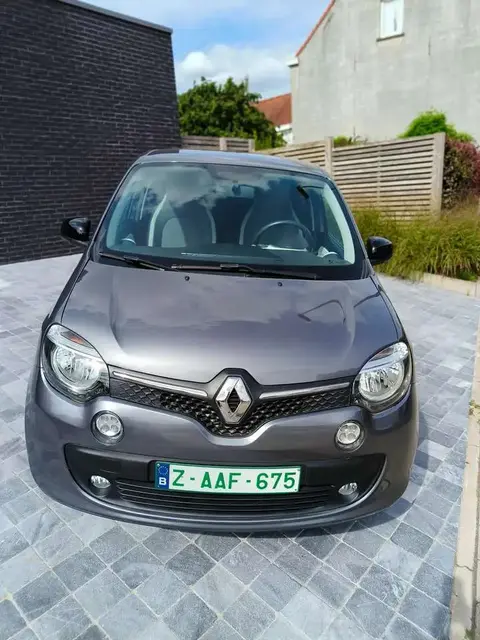 Used RENAULT TWINGO Petrol 2018 Ad 