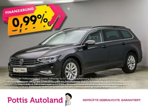 Used VOLKSWAGEN PASSAT Petrol 2022 Ad 