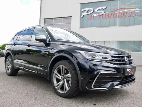 Used VOLKSWAGEN TIGUAN Petrol 2023 Ad 