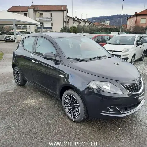 Used LANCIA YPSILON Hybrid 2024 Ad 