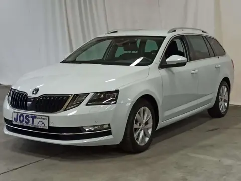 Annonce SKODA OCTAVIA Essence 2019 d'occasion Allemagne