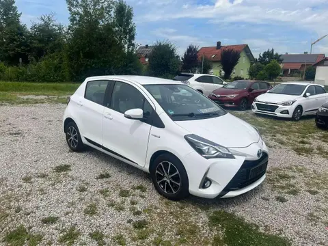 Used TOYOTA YARIS Hybrid 2018 Ad Germany