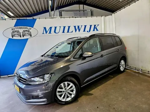 Used VOLKSWAGEN TOURAN Petrol 2019 Ad 