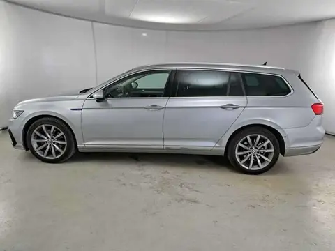 Used VOLKSWAGEN PASSAT Hybrid 2021 Ad 