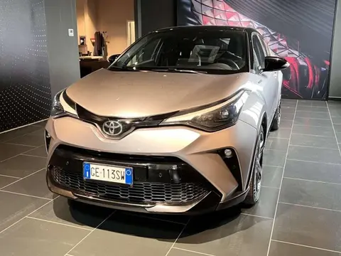 Used TOYOTA C-HR Hybrid 2021 Ad 