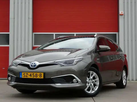 Used TOYOTA AURIS Hybrid 2018 Ad 