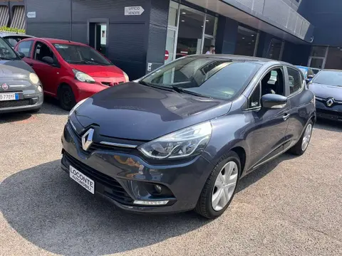 Used RENAULT CLIO Petrol 2018 Ad 