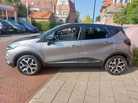 Used RENAULT CAPTUR Petrol 2019 Ad 