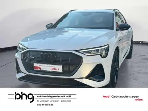 Used AUDI E-TRON Electric 2022 Ad 