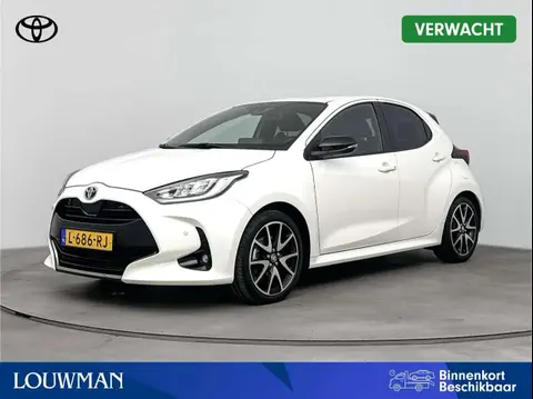 Used TOYOTA YARIS Hybrid 2021 Ad 