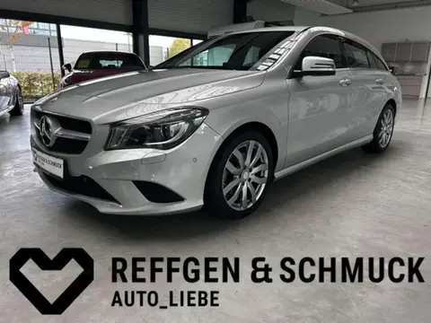 Used MERCEDES-BENZ CLASSE CLA Petrol 2015 Ad 