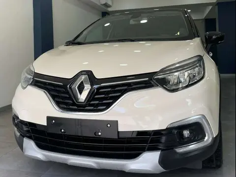 Used RENAULT CAPTUR Petrol 2019 Ad 