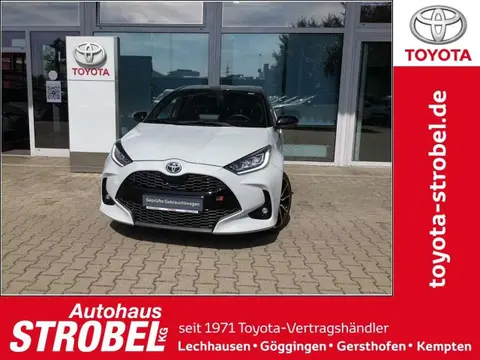 Annonce TOYOTA YARIS Hybride 2023 d'occasion Allemagne