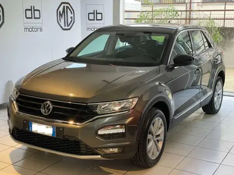 Annonce VOLKSWAGEN T-ROC Essence 2019 d'occasion 