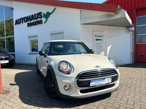 Used MINI ONE Petrol 2015 Ad 