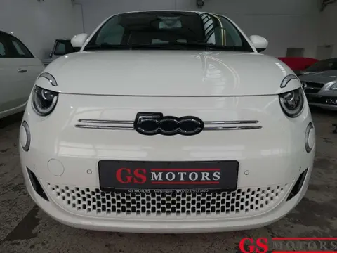 Used FIAT 500 Electric 2021 Ad 