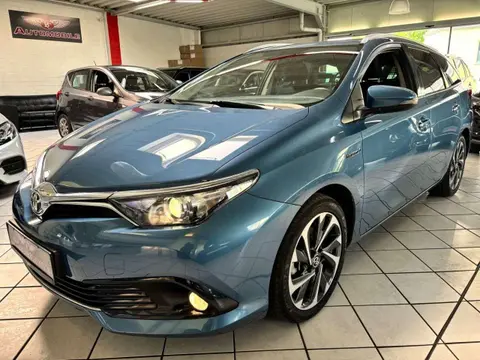 Used TOYOTA AURIS Hybrid 2015 Ad 