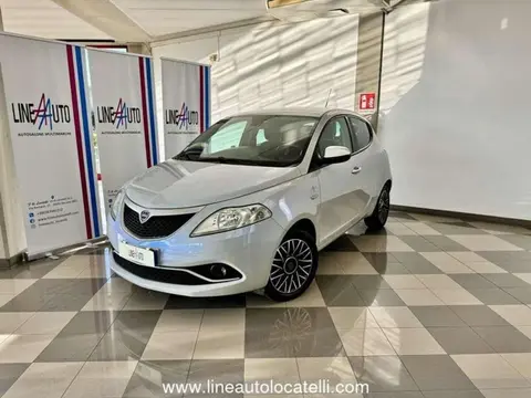 Annonce LANCIA YPSILON Essence 2016 d'occasion 