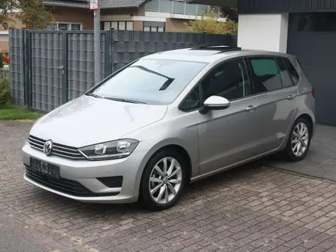 Used VOLKSWAGEN GOLF Petrol 2015 Ad 