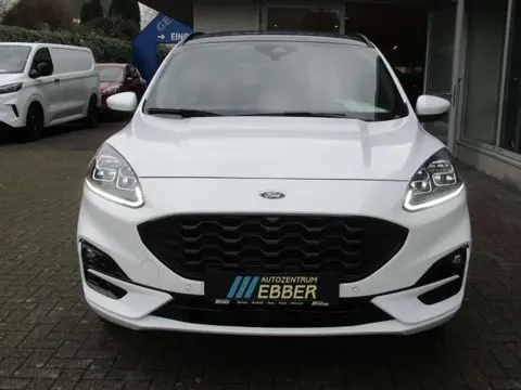 Used FORD KUGA Hybrid 2022 Ad 