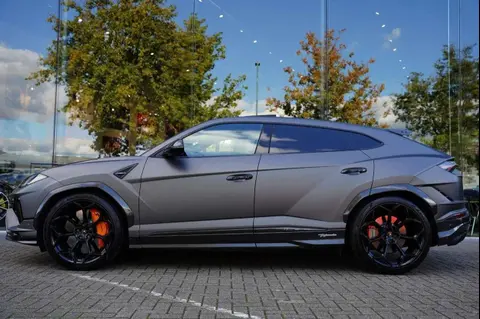 Annonce LAMBORGHINI URUS Essence 2023 d'occasion 