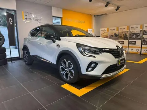 Used RENAULT CAPTUR Petrol 2022 Ad 