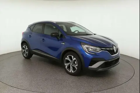 Used RENAULT CAPTUR Petrol 2023 Ad Germany