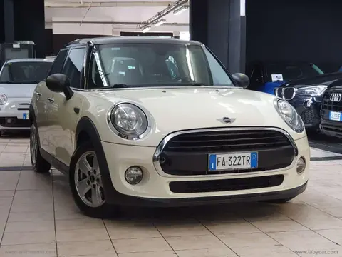 Annonce MINI ONE Diesel 2015 d'occasion 